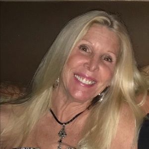 Meet your Posher, Michele